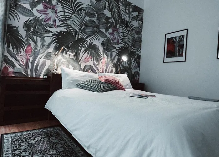 Mrdoyle Apartment Catalani